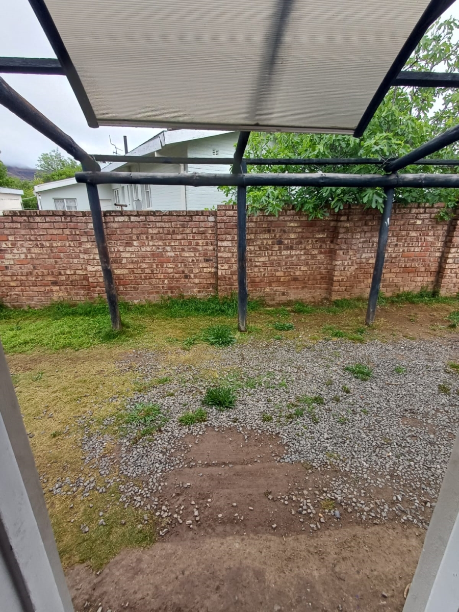 To Let 1 Bedroom Property for Rent in Top Town Eastern Cape